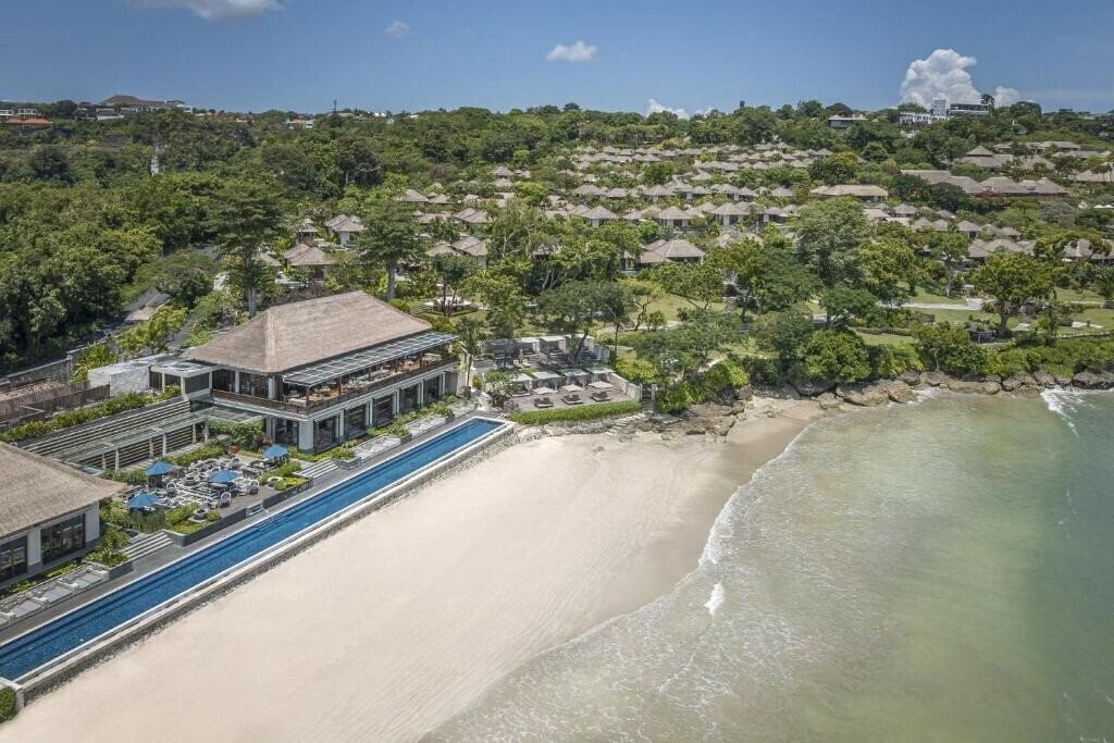 Готель Four Seasons Jimbaran 5*