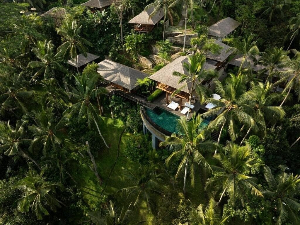 Готель Como Shambala Estate 5*