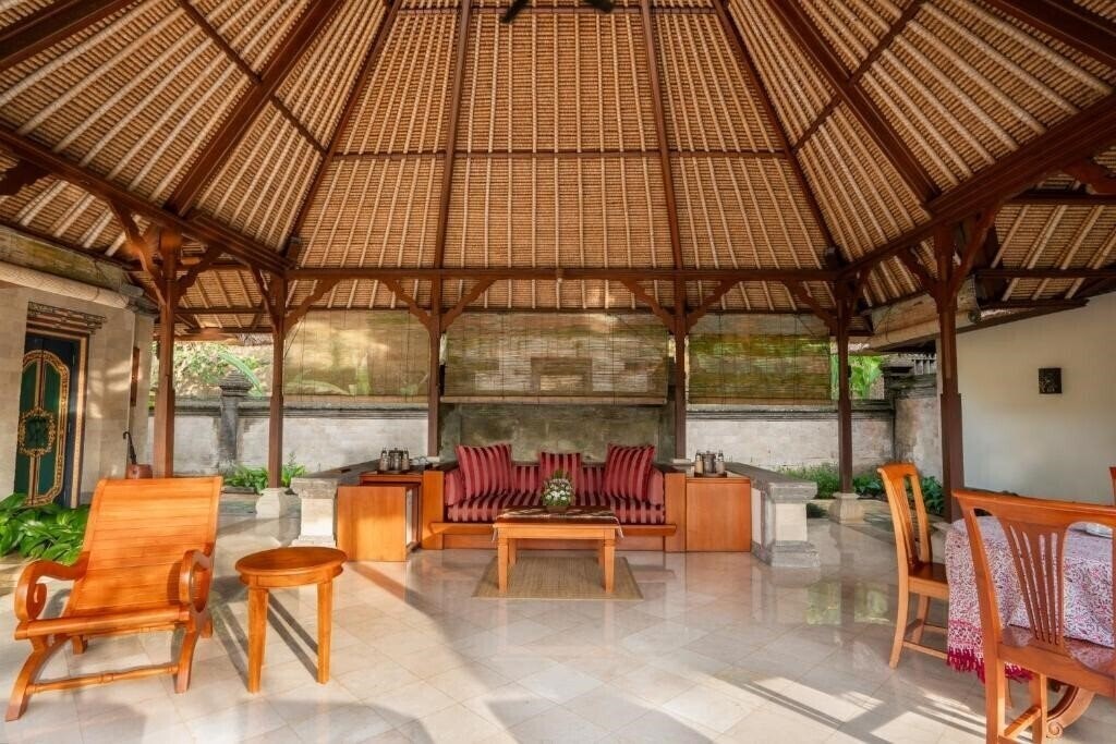 Картинка Puri Wulandari 5*