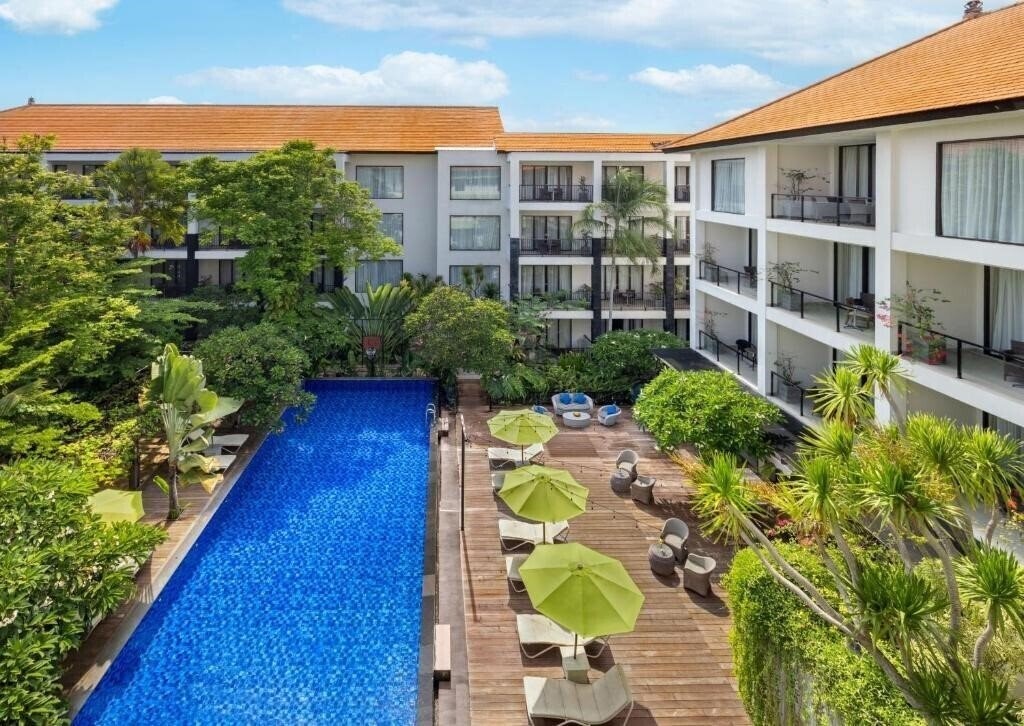 Готель Taksu Sanur 3*