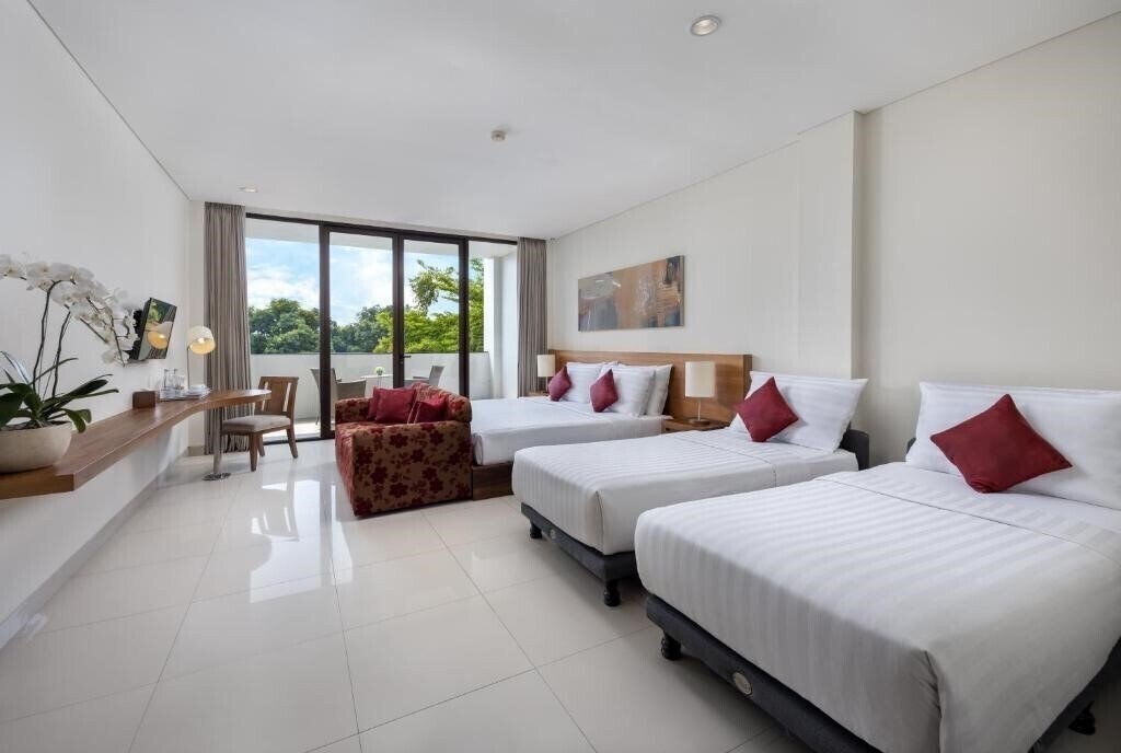 Фото Taksu Sanur 3*