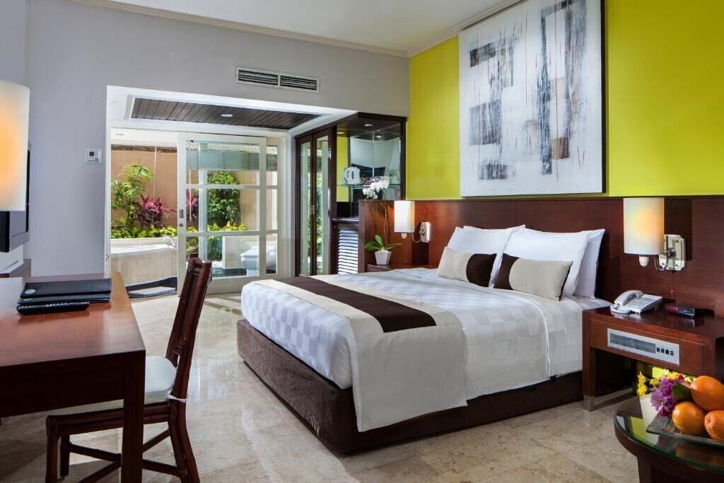 Фото Prime Plaza Hotel & Suite Sanur 4*