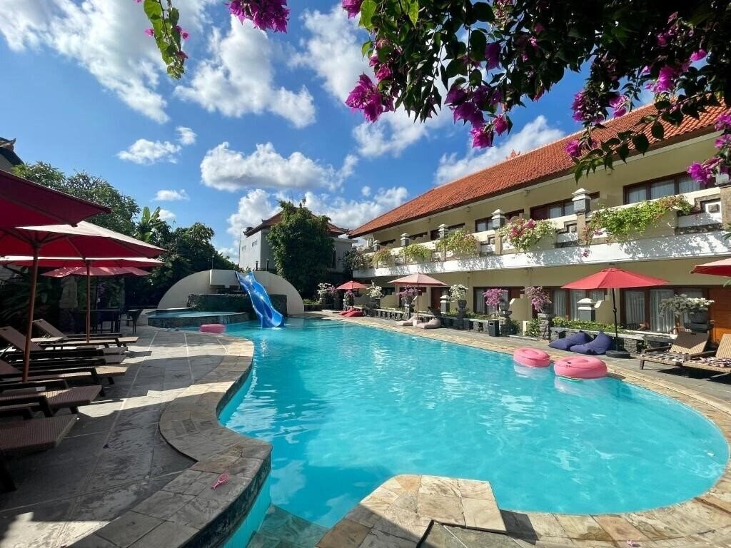 Фото Marine Bay Sanur 4*