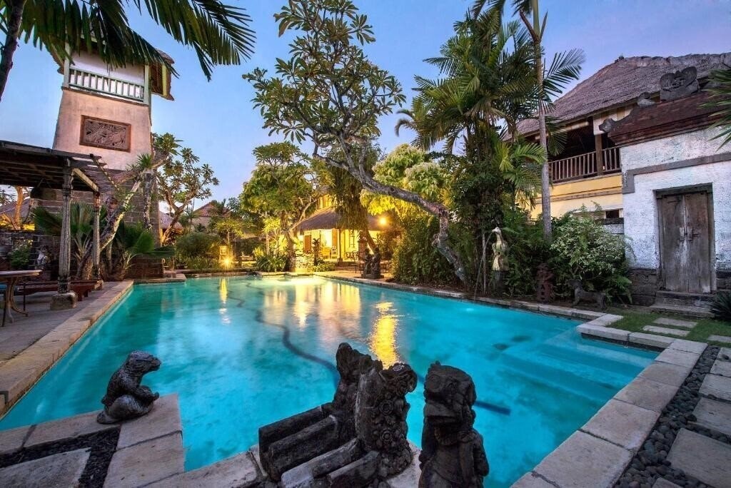 Готель Bebek Cottage Sanur 4*
