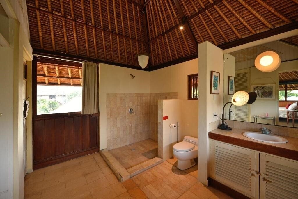Фотографія Bebek Cottage Sanur 4*