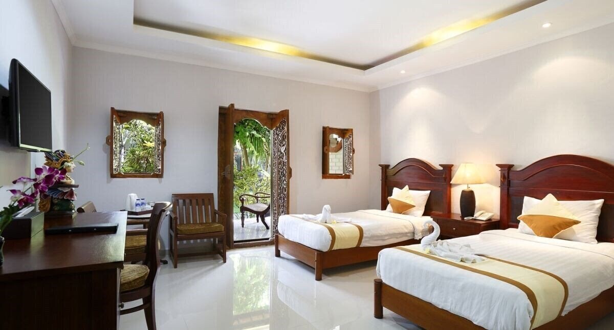 Фото Vila Shanti Beach Hotel 3*