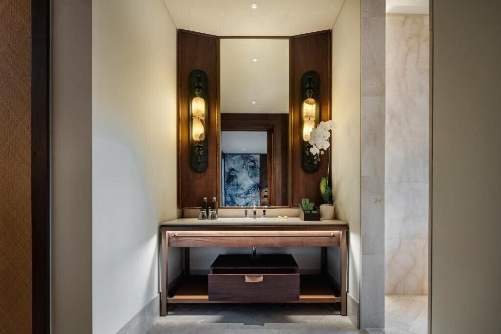 Картинка The Meru Sanur 5*