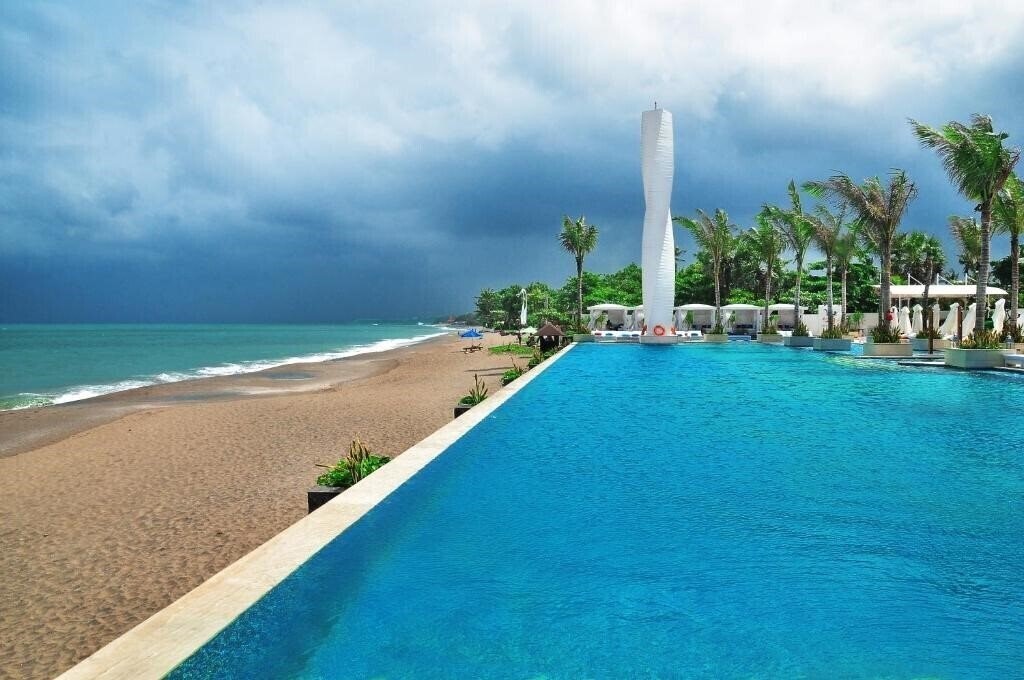 Готель Lv8 Resort Hotel 5*