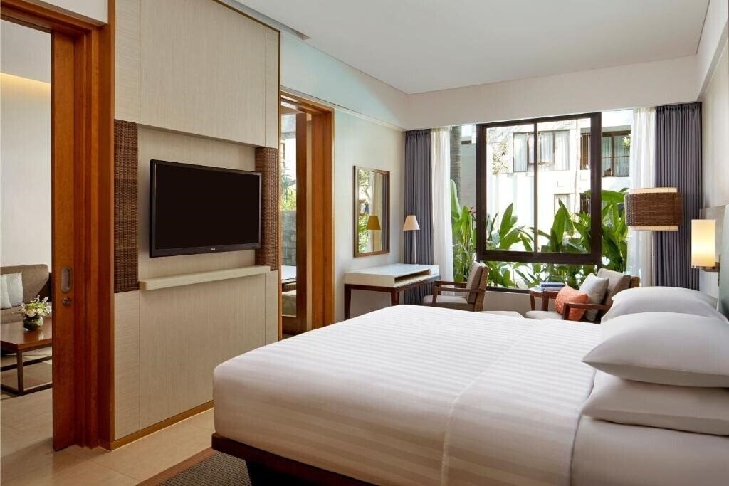 Картинка Courtyard by Marriott Bali Seminyak 4*