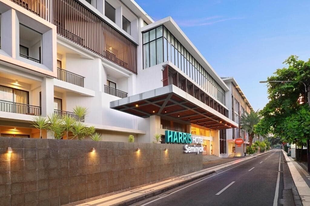 Готель Harris Hotel Seminyak 4*