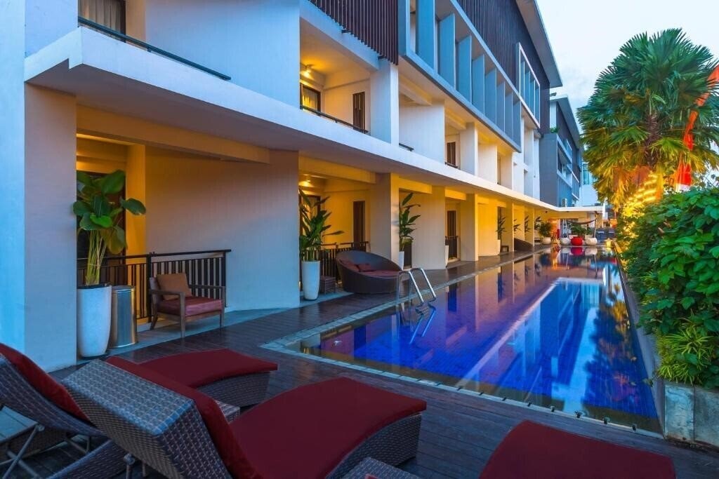 Картинка Harris Hotel Seminyak 4*