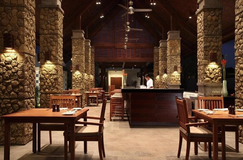 Фото Samaya Seminyak 5*