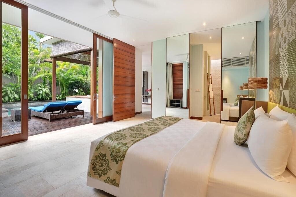 Фото The Elysian Villas 5*