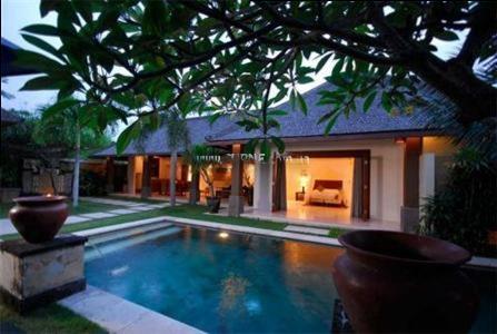 Готель The Banjar Villas And SPA 5*