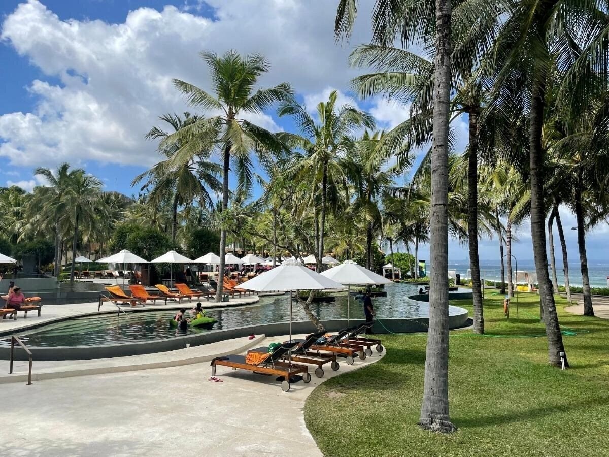 Отель W Retreat & SPA Bali 5*