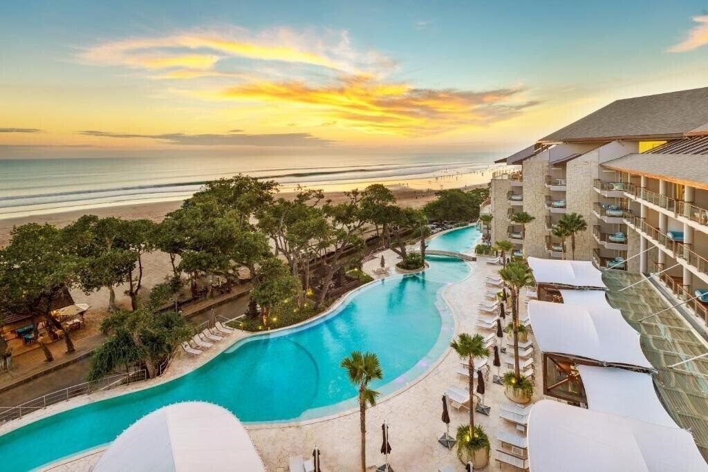 Готель Double-Six Luxury Hotel 5*