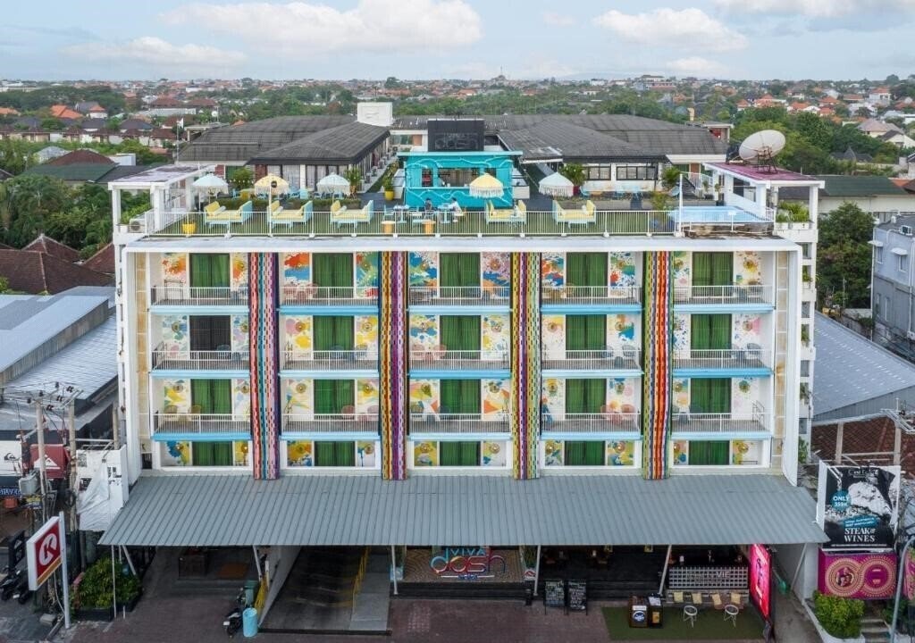 Готель Dash Hotel 4*