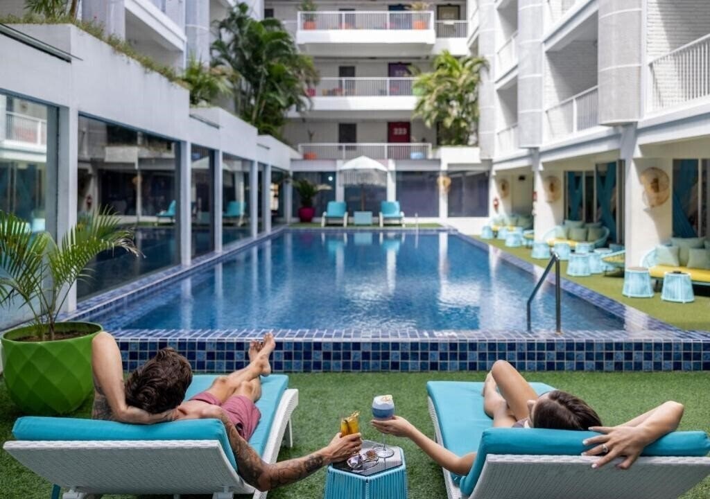 Картинка Dash Hotel 4*