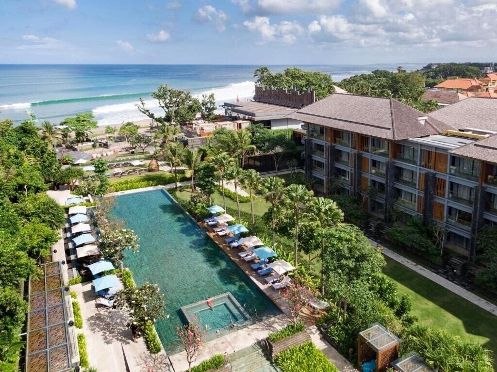 Готель Indigo Seminyak Beach 5*