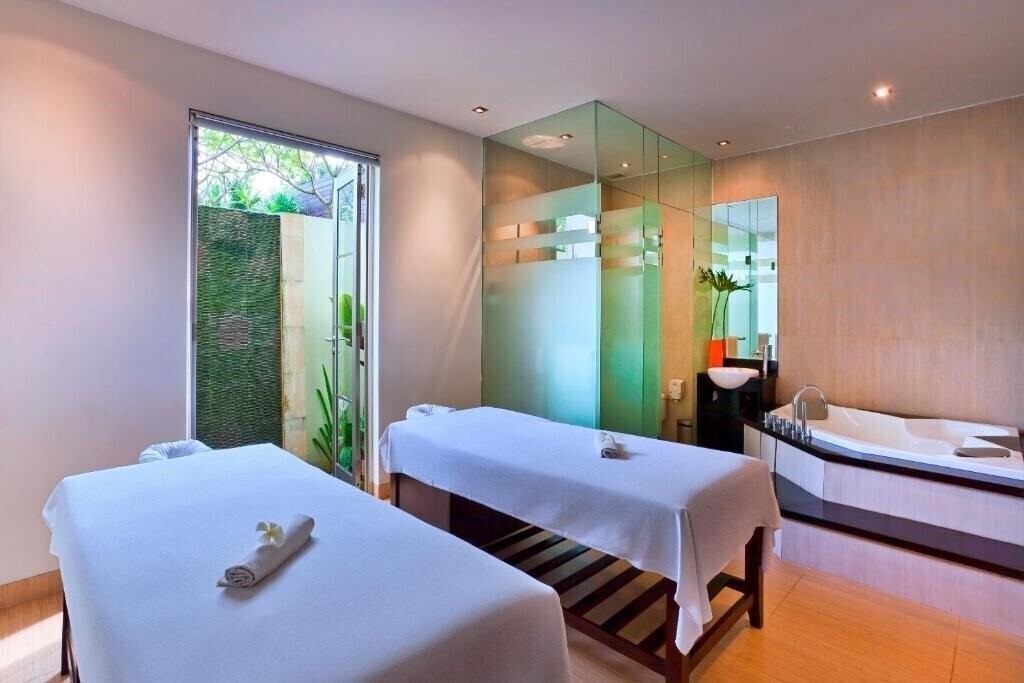 Фото Sun Island Boutique Villas & SPA 4*