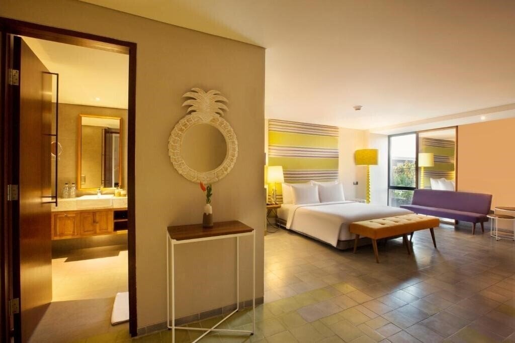 Фото Tijili Seminyak 4*