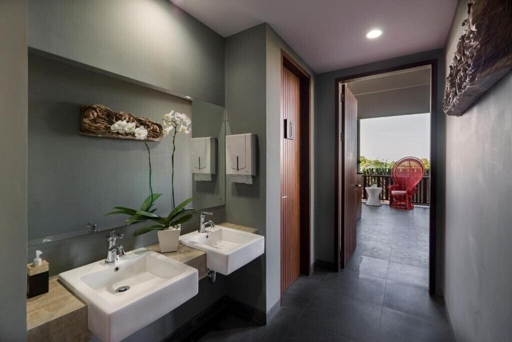 Фото Sense Lagoon Canggu Beach 4*