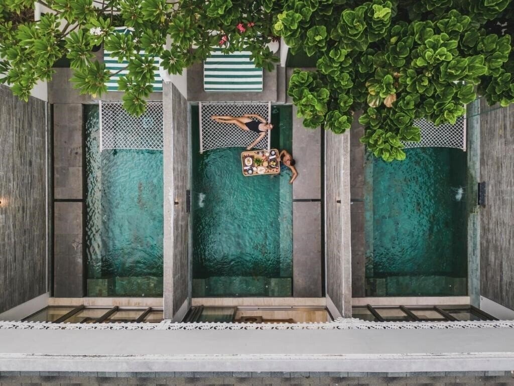 Готель Monolocale Resort Seminyak 5*