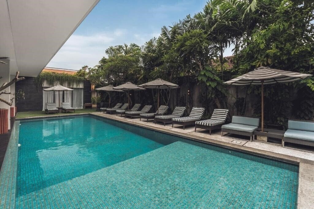 Фотографія Monolocale Resort Seminyak 5*