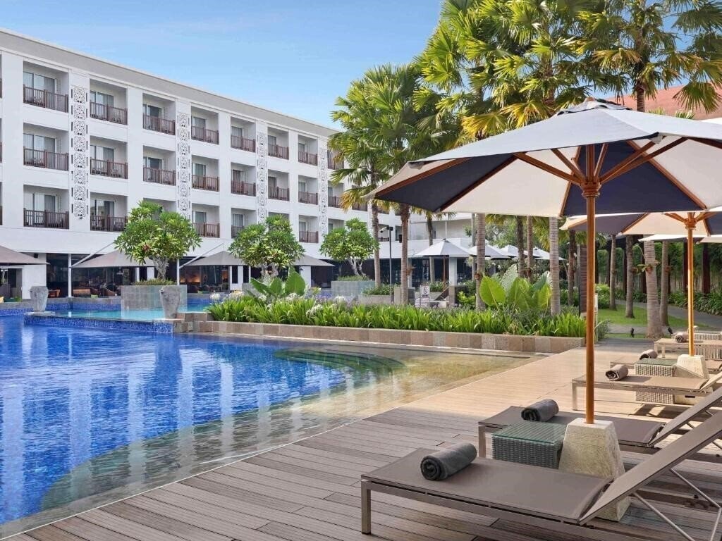 Готель Grand Mercure Bali Seminyak 5*