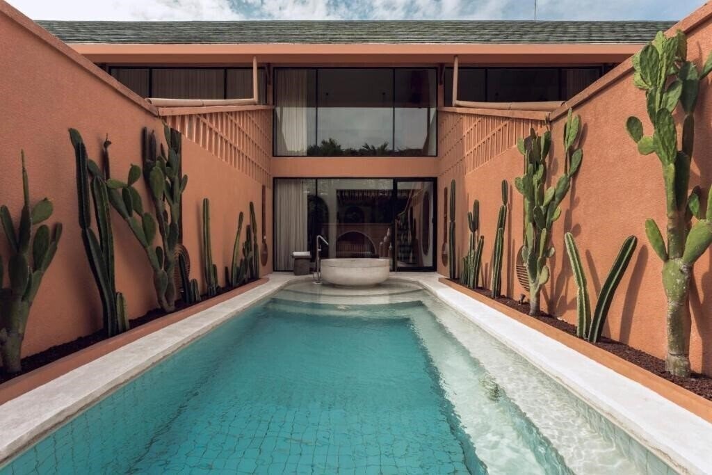 Изображение Cyrus Villa Seminyak By Ini Vie Hospitality 4*