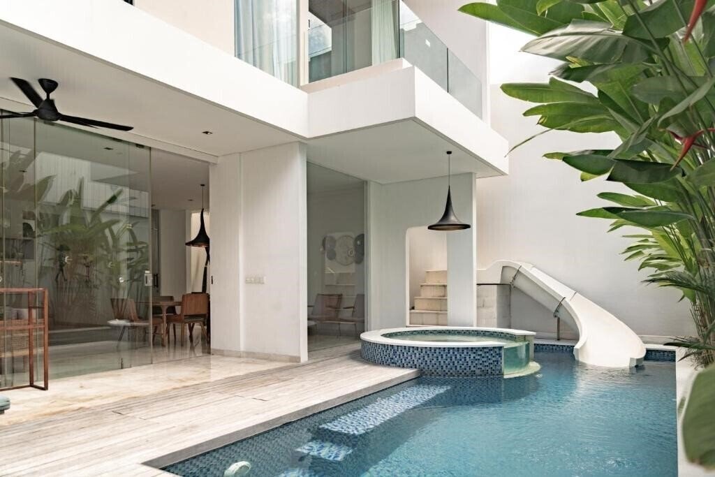 Фото Eight Palms Villa Seminyak by Ini Vie Hospitality 5*
