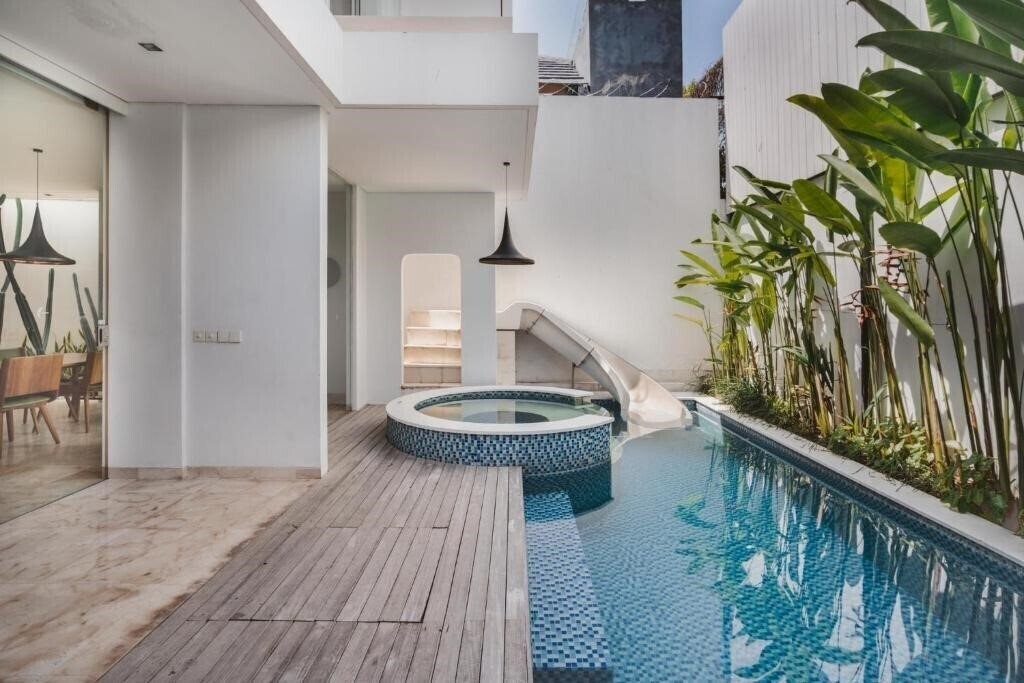Фотография Eight Palms Villa Seminyak by Ini Vie Hospitality 5*