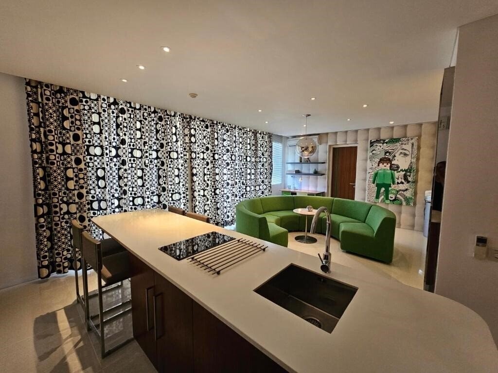 Картинка Chill Hotel Seminyak 5*