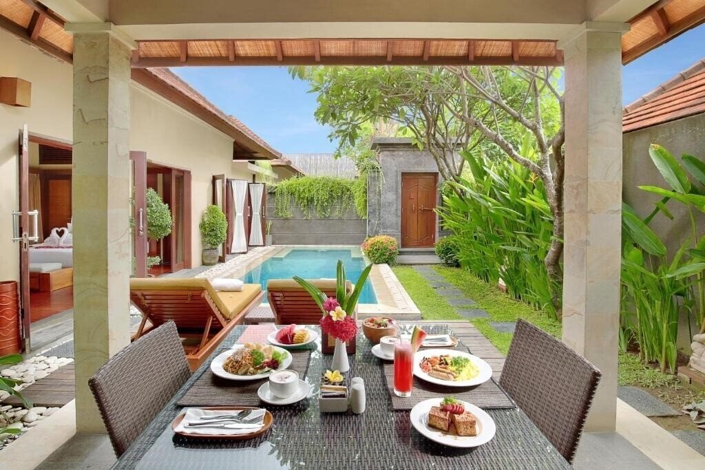 Картинка Nyuh Bali Villas + 4*