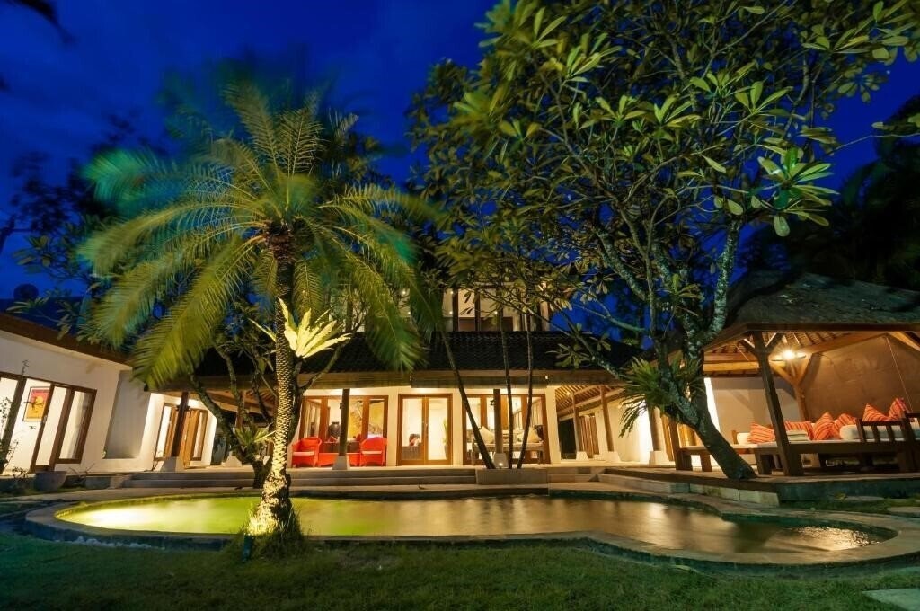 Готель The Jasmina Estate 4*