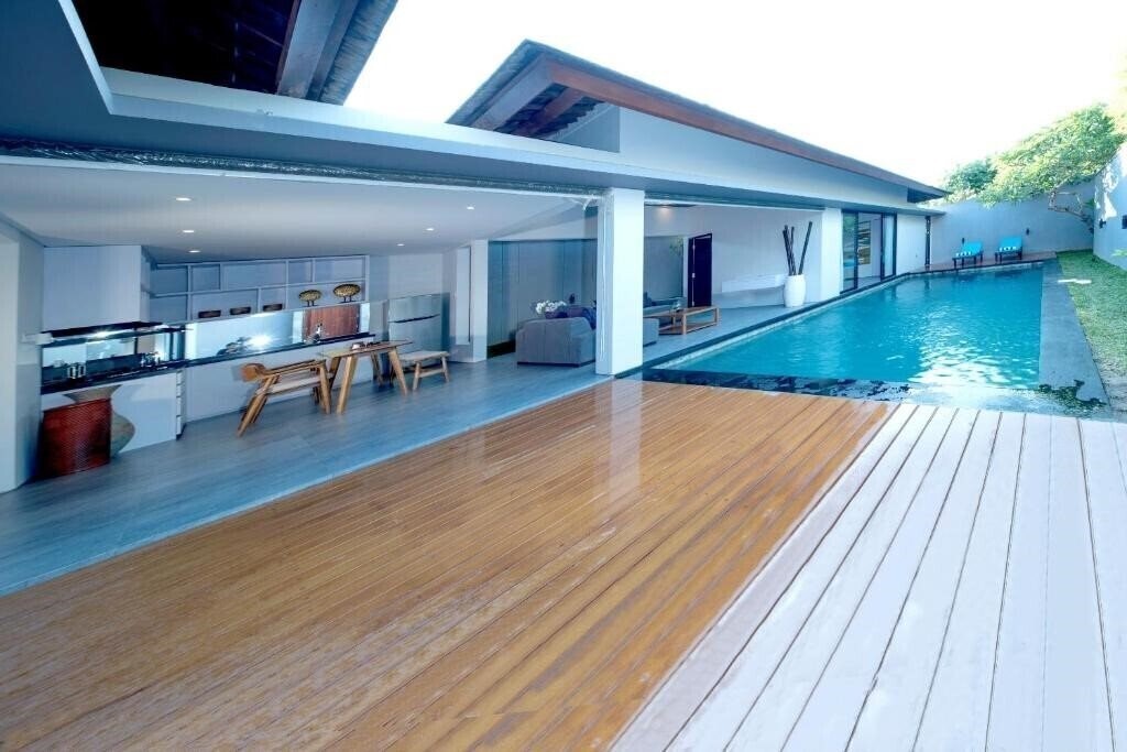 Фотографія Villa Dedayuh Seminyak 4*