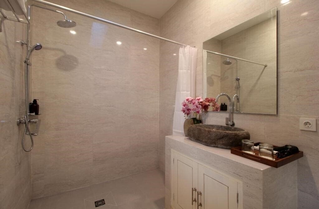 Фотография Bougainvillea Villa 4*