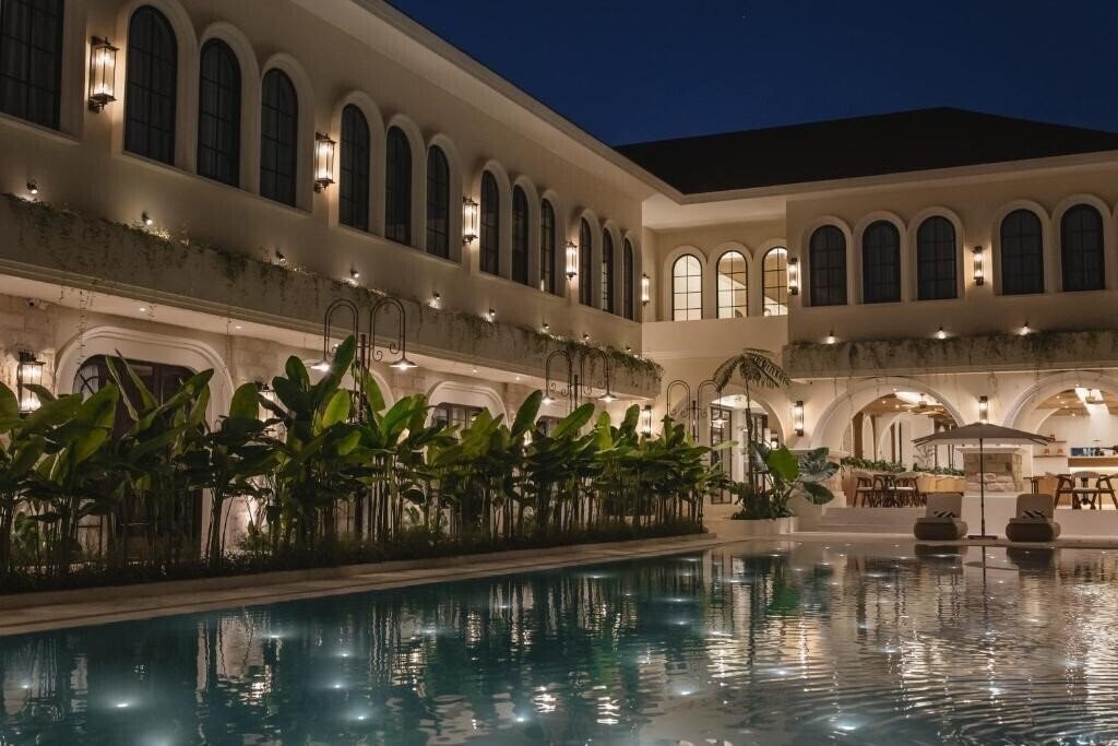 Фото Hygge Hotel & Villas Seminyak 4*