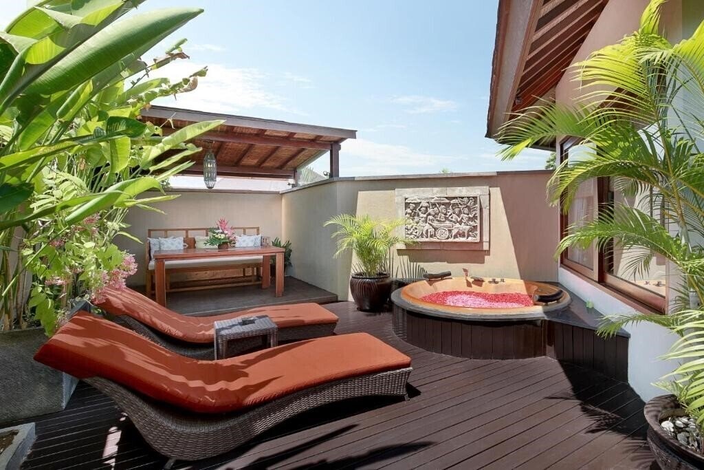 Фотографія Kanishka Villas 4*