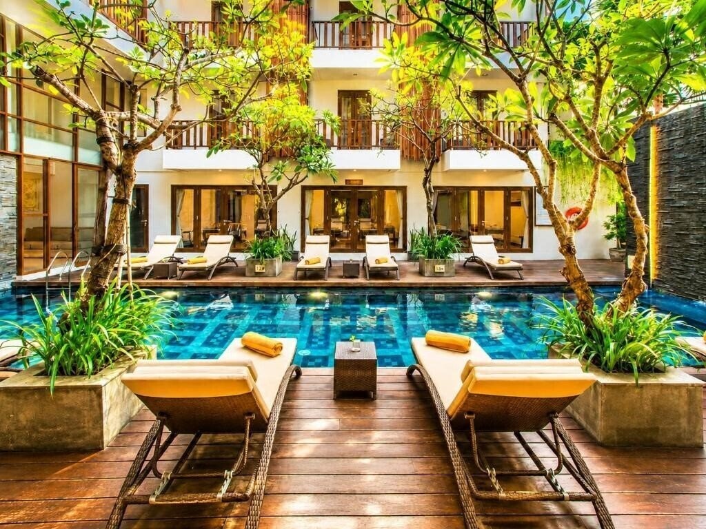 Отель Sense Hotel Seminyak 4*