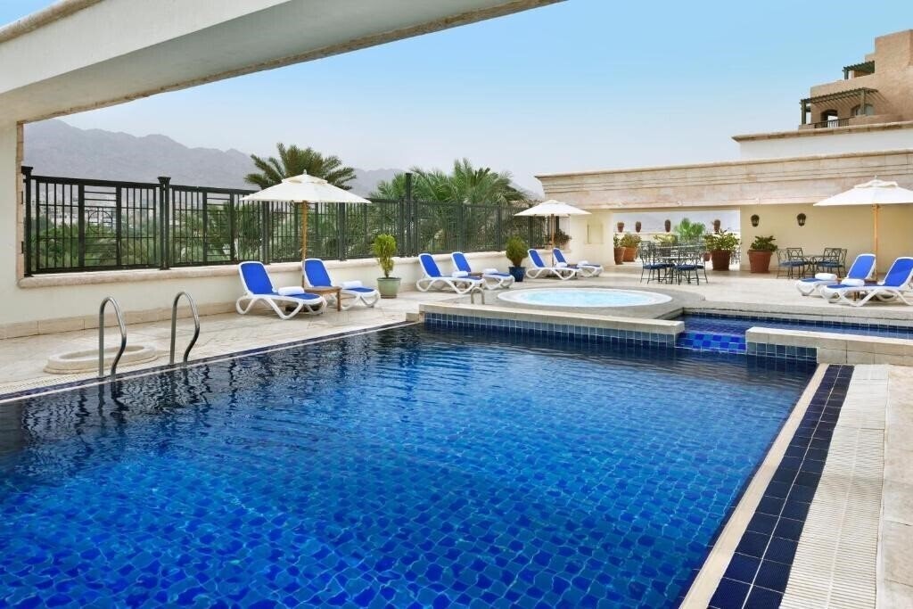 Картинка Movenpick Aqaba Resort 5*