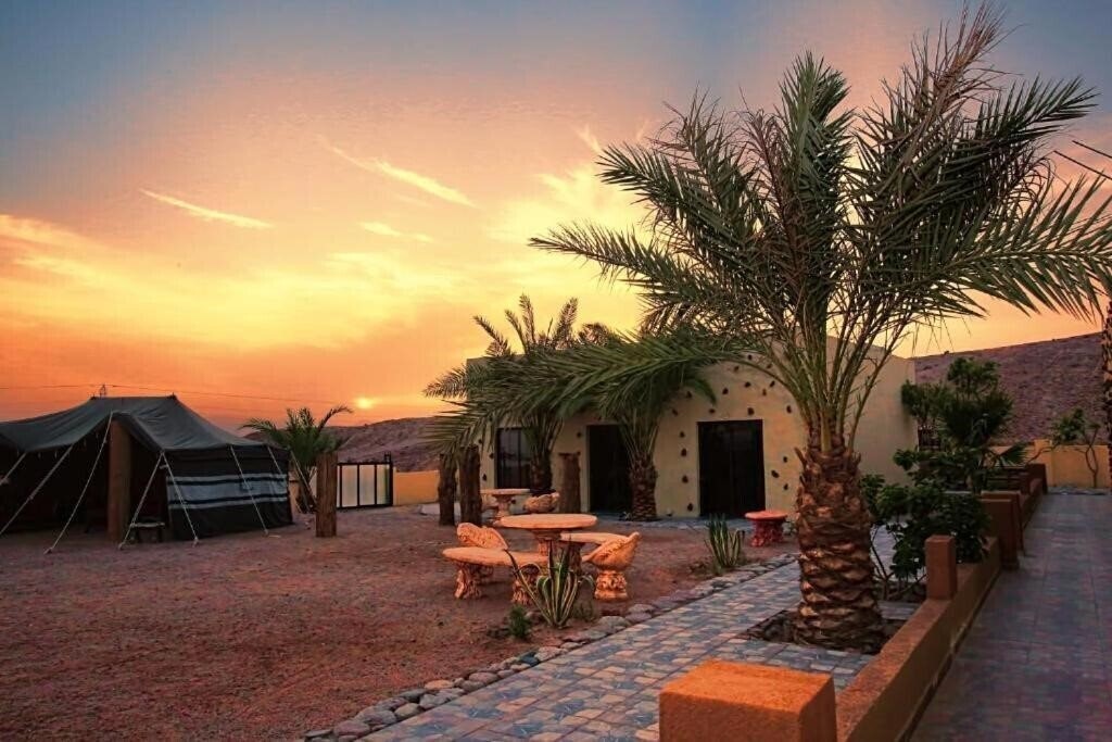 Готель Beit Al Aqaba Resort 2*