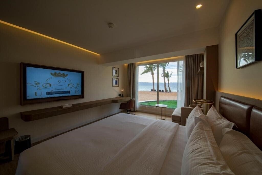 Картинка Luxotel Aqaba Beach Resort & SPA 4*