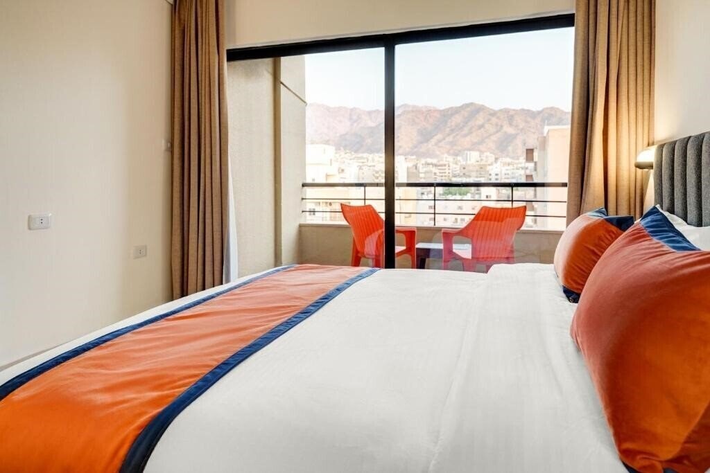 Фото The Loft Hotel by Bratus 4*