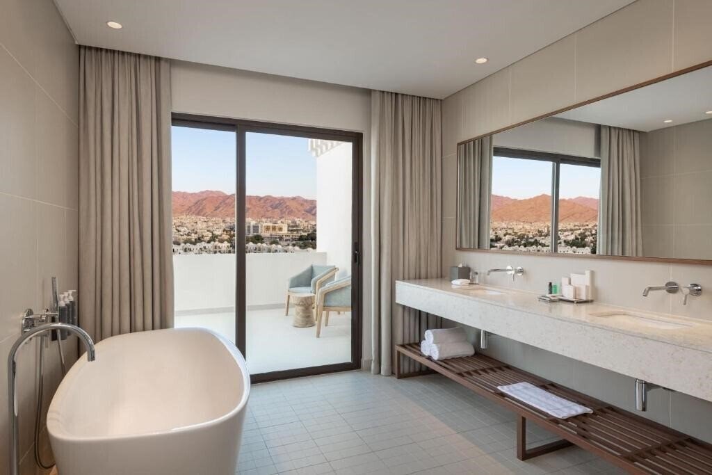 Фотографія The Westin Saraya Aqaba SPA & Resort Hotel 5*