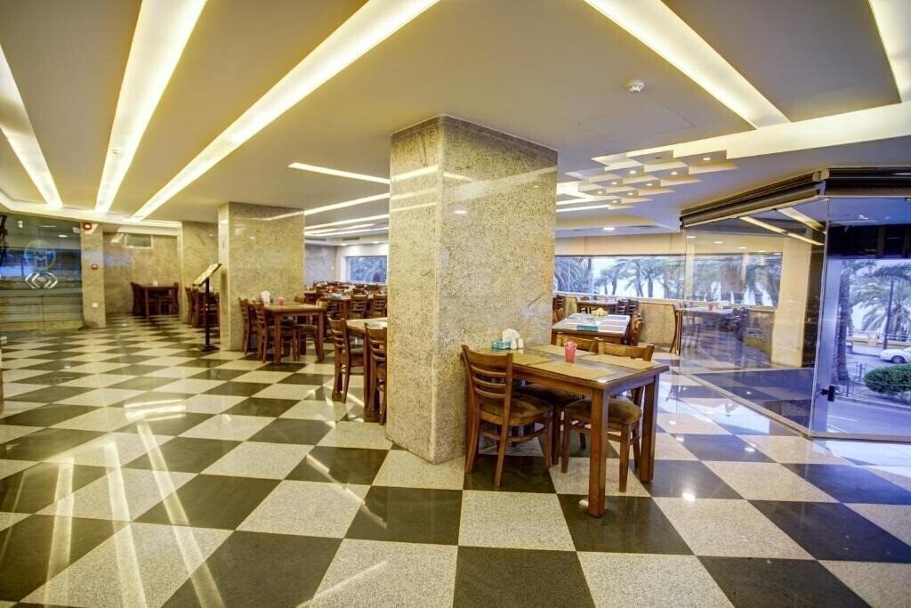Картинка Nairoukh Hotel Aqaba 4*
