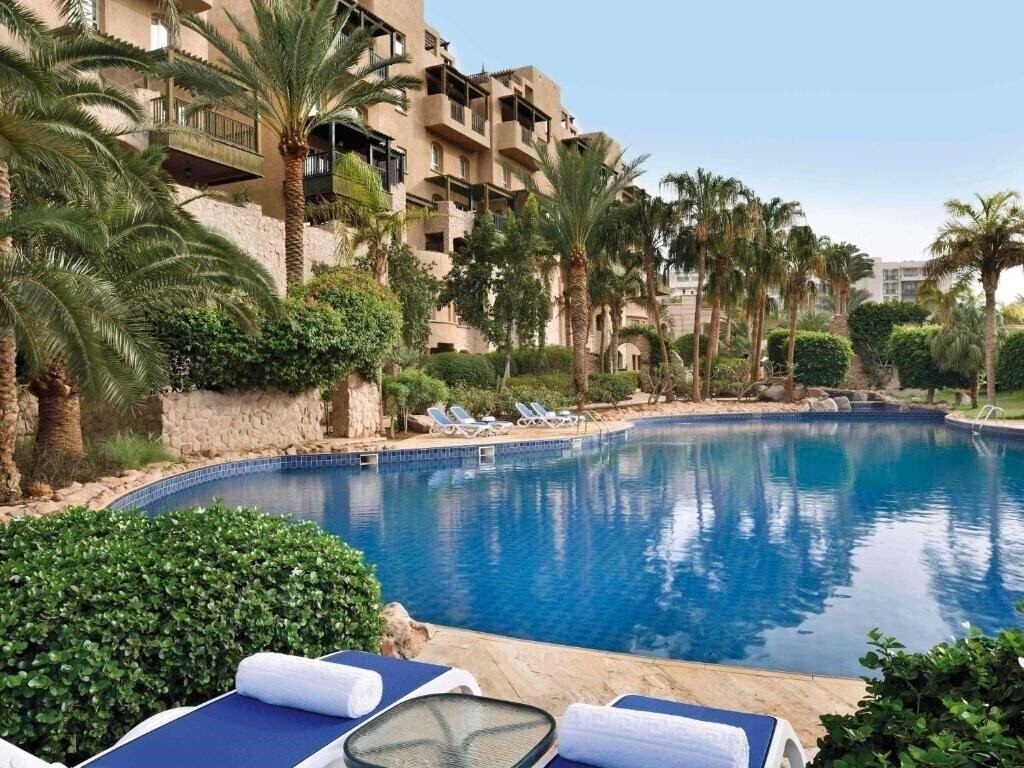Фото Movenpick Resort & Residence Aqaba 5*