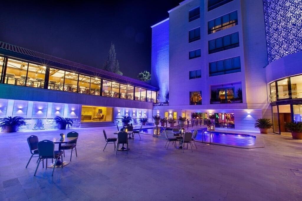 Фото Amman International 4*