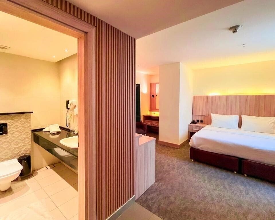 Фотография La Casa Hotel Amman 4*