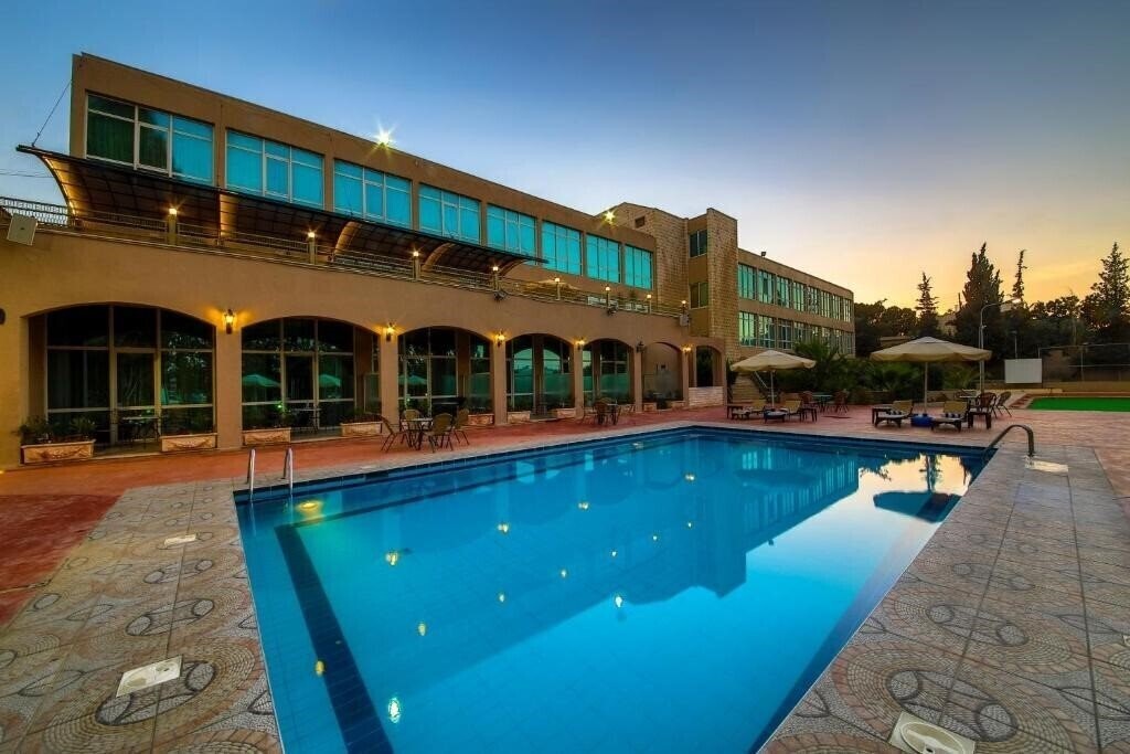 Фото Century Park 4*